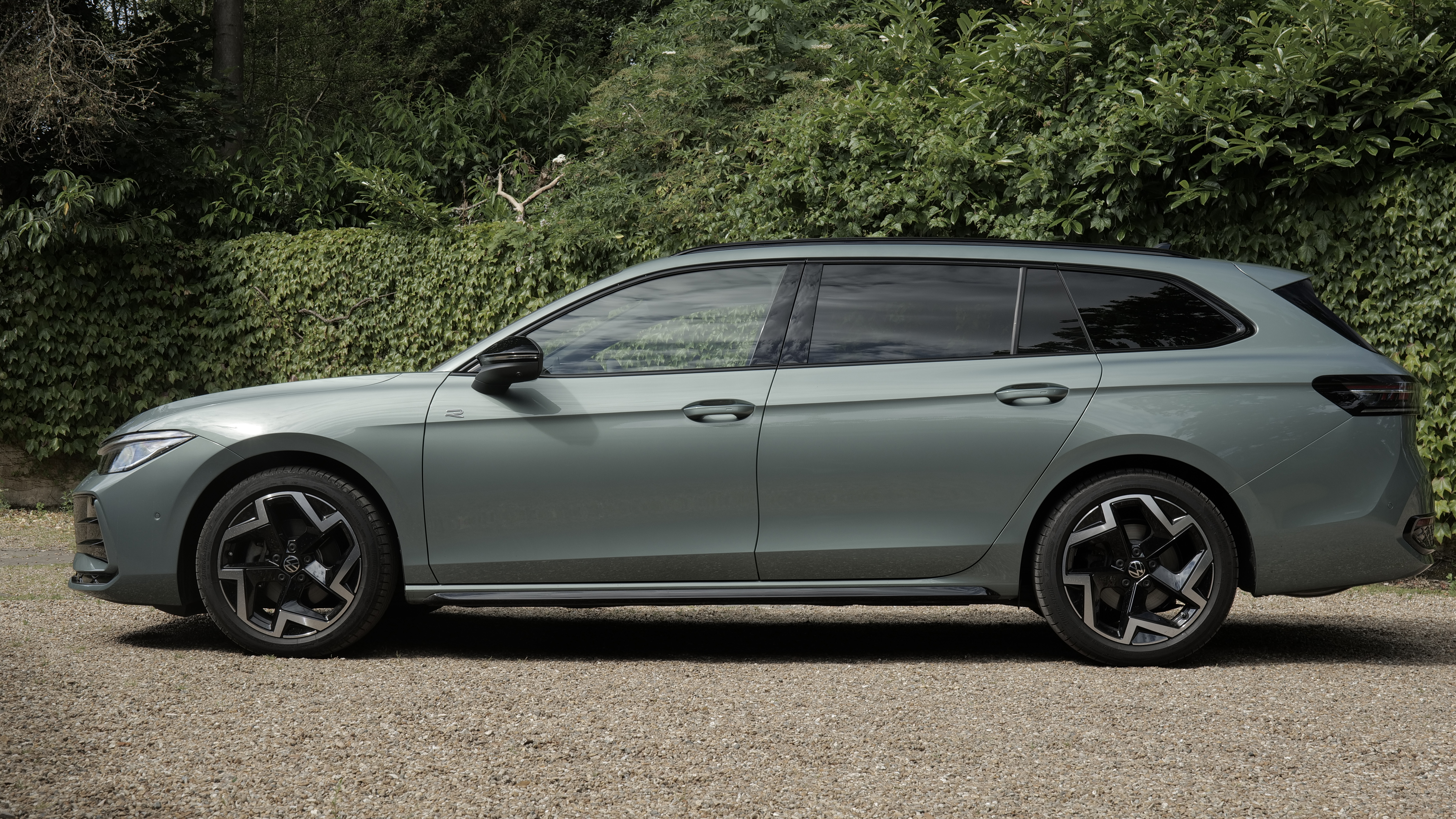 VOLKSWAGEN PASSAT ESTATE 1.5 TSI eHybrid Black Edition 5dr DSG